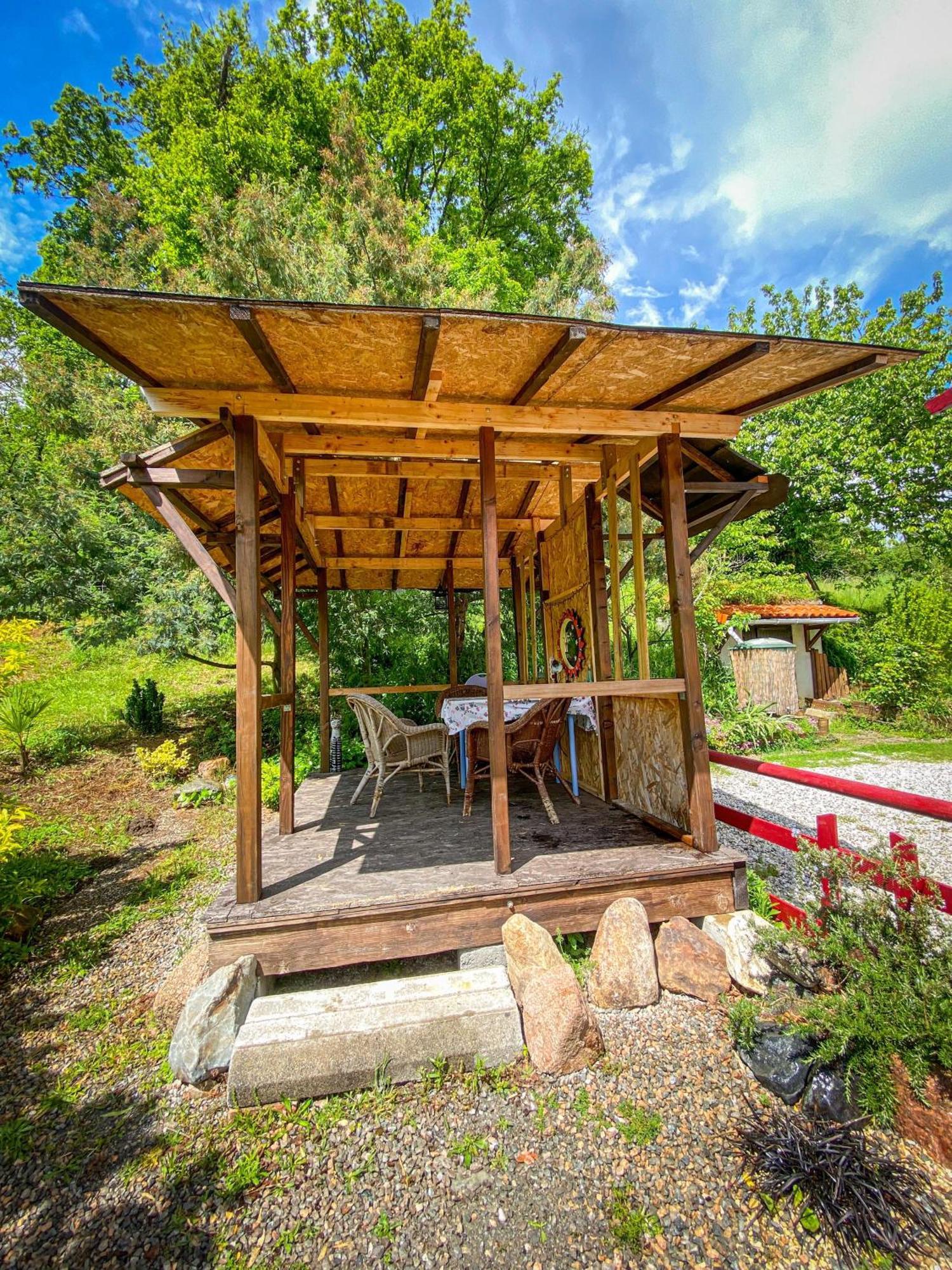Ryokan Lankana Exideuil-sur-Vienne エクステリア 写真